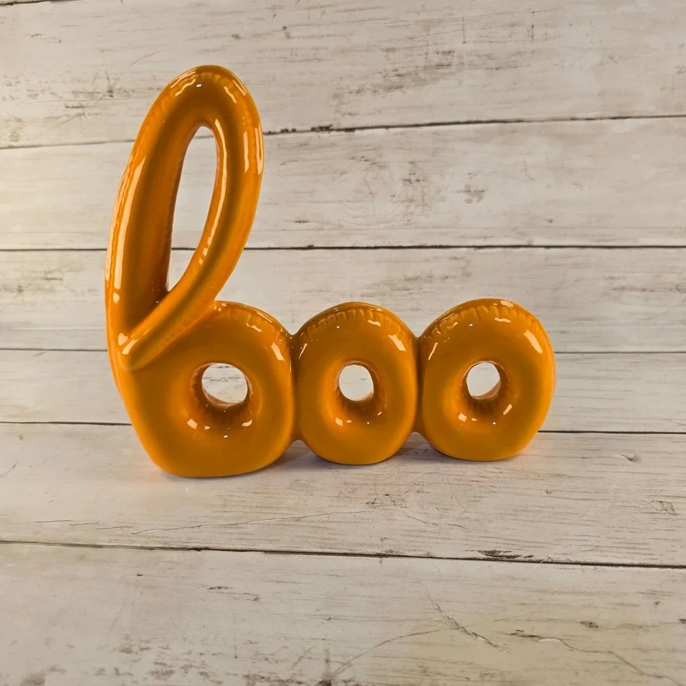 Orange Ceramic Boo Balloon Sign Halloween Tabletop Decor Glossy 6.5 Inch